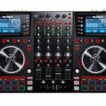 Numark NVII Intelligent Dual-Display controller for Serato DJ