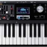 Roland VR -09-B V -Combo Active Keyboard