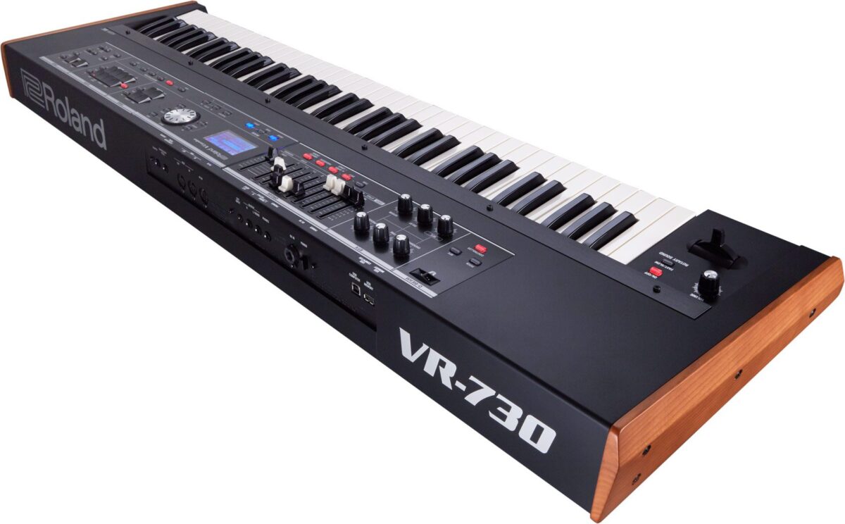 Roland VR-730 Live Perfomance Keyboard