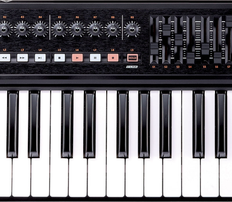 Roland A-300 PRO 32-key Keyboard Controller