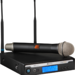 R300-HD Handheld system with PL22 dynamic microphone