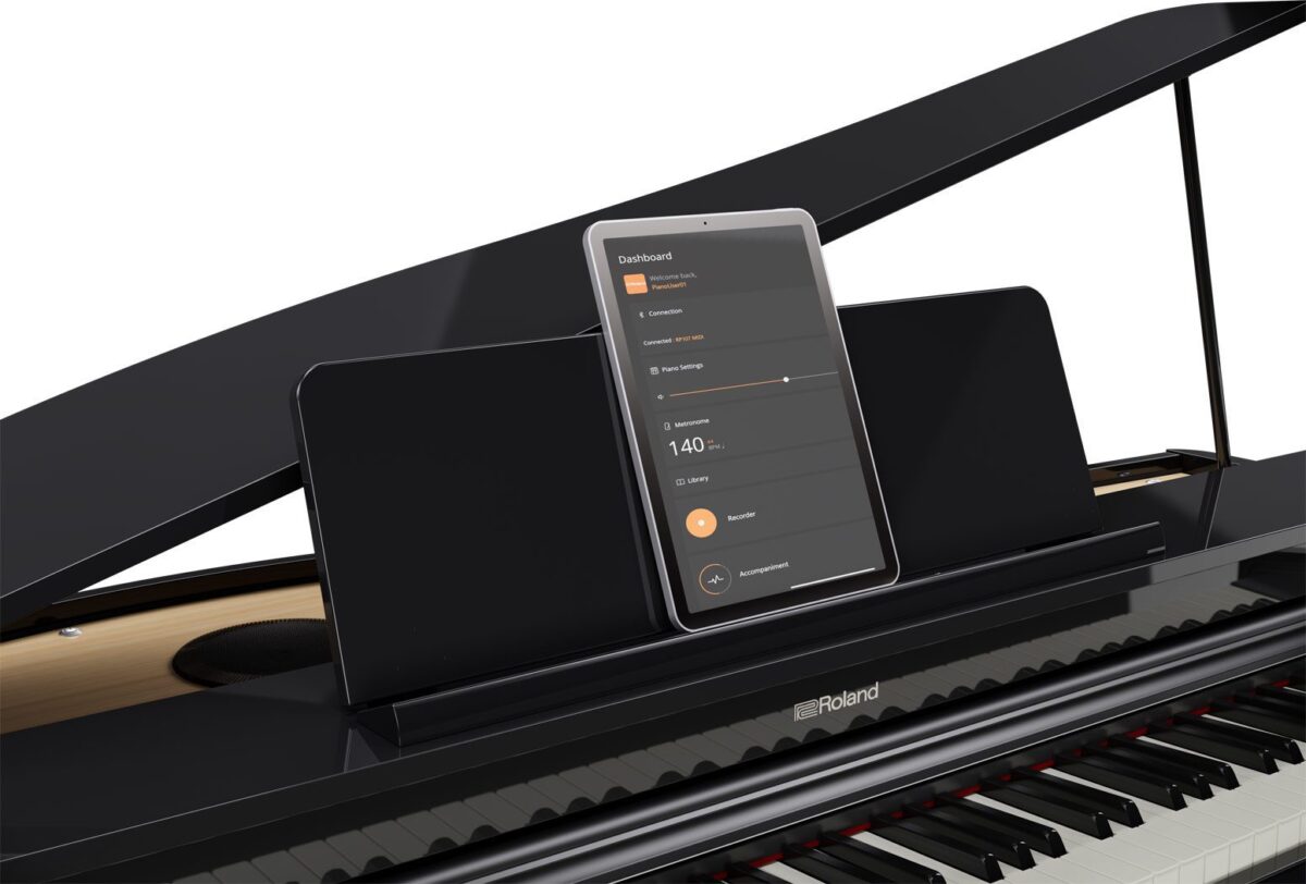 Roland GP-3 Digital Grand Piano