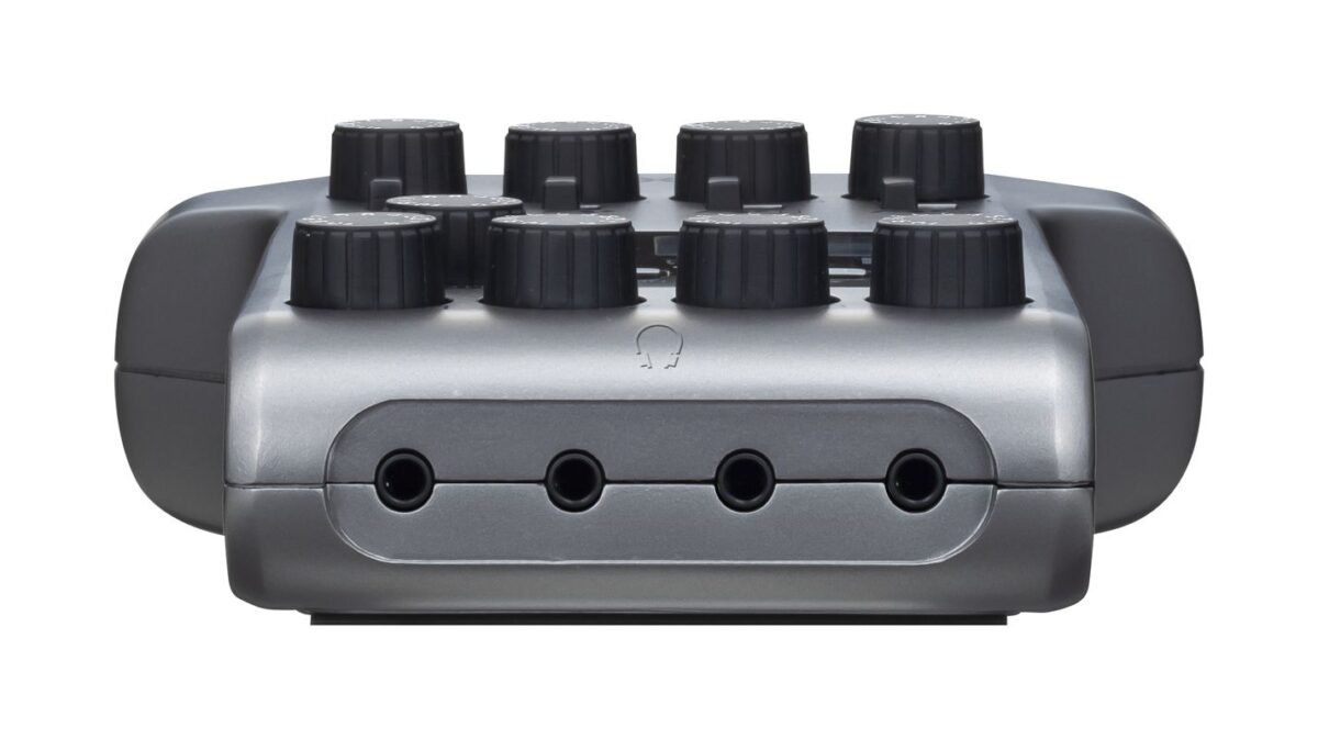 Zoom PodTrak P4 4-input Ultimate Recorder for Podcasting