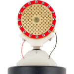 sE Electronics sE2200 Large-Diaphragm Cardioid Condenser Microphone with Isolation Pack (Black) - Image 7