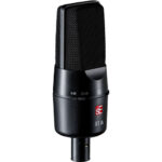 sE Electronics X1 A Medium-Diaphragm Cardioid Condenser Microphone (Black) - Image 3