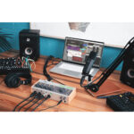 Universal Audio Volt 476P Portable 4x4 USB Audio/MIDI Interface with Four Mic Preamps and Built-In Compressor - Image 5