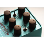 Universal Audio Del-Verb Ambience Companion Reverb and Delay Pedal - Image 2